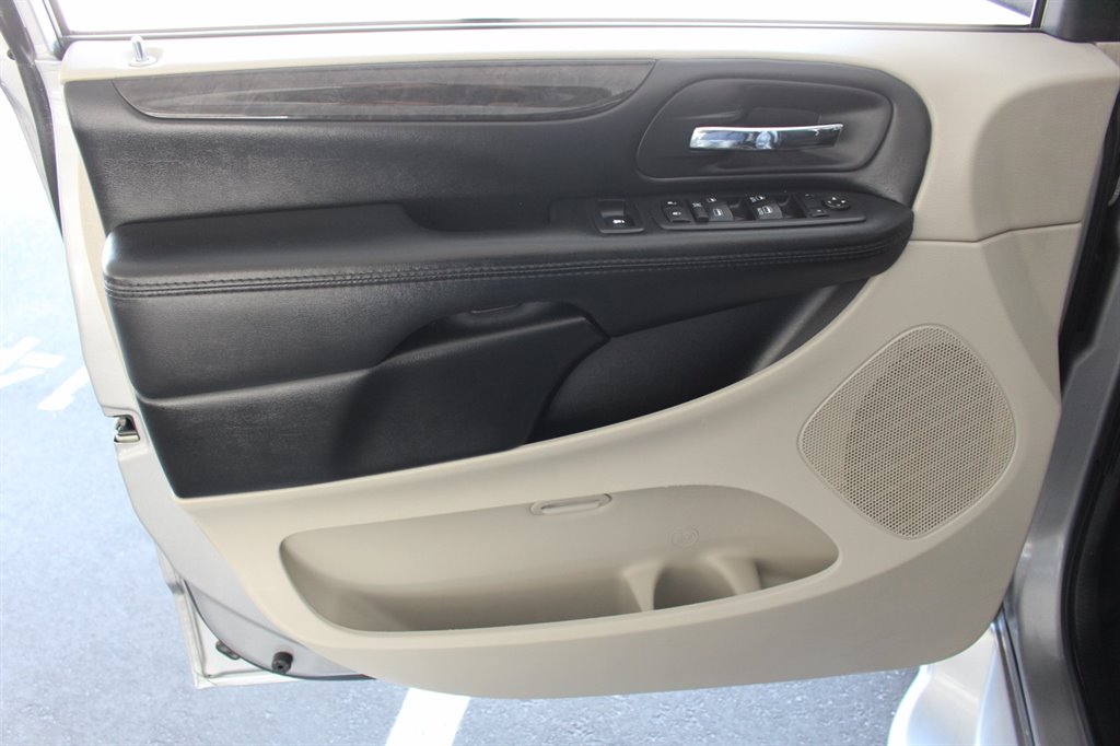 2017 Dodge Grand Caravan SE FWD