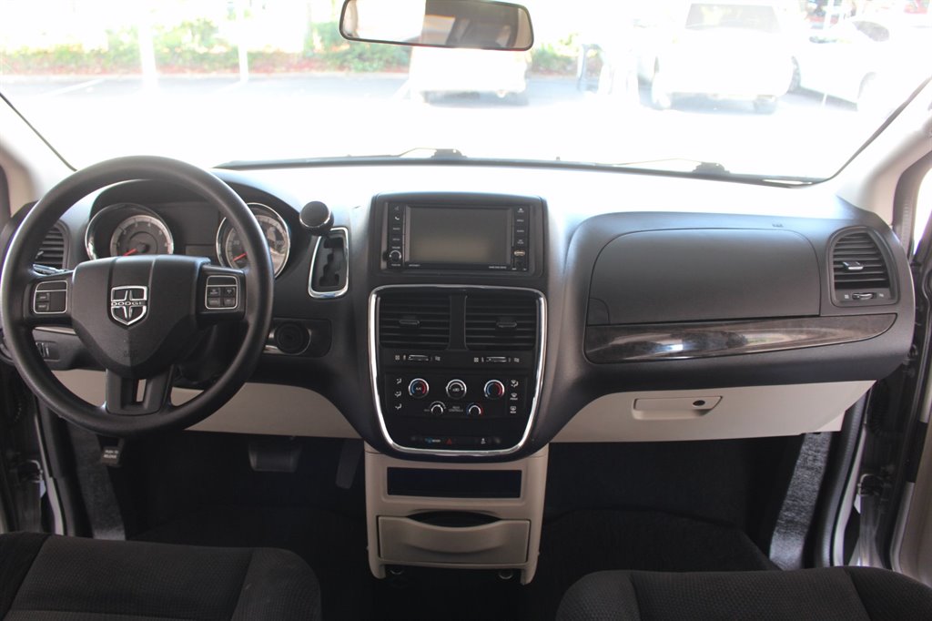 2017 Dodge Grand Caravan SE FWD