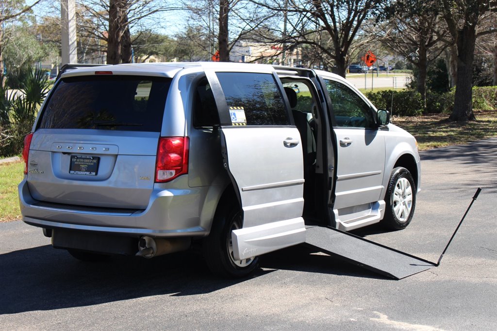 2017 Dodge Grand Caravan SE FWD