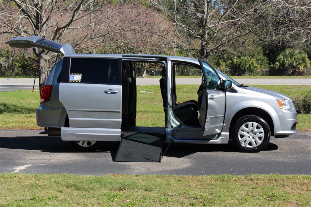2017 Dodge Grand Caravan SE FWD