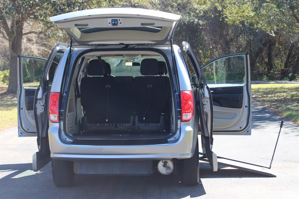 2017 Dodge Grand Caravan SE FWD