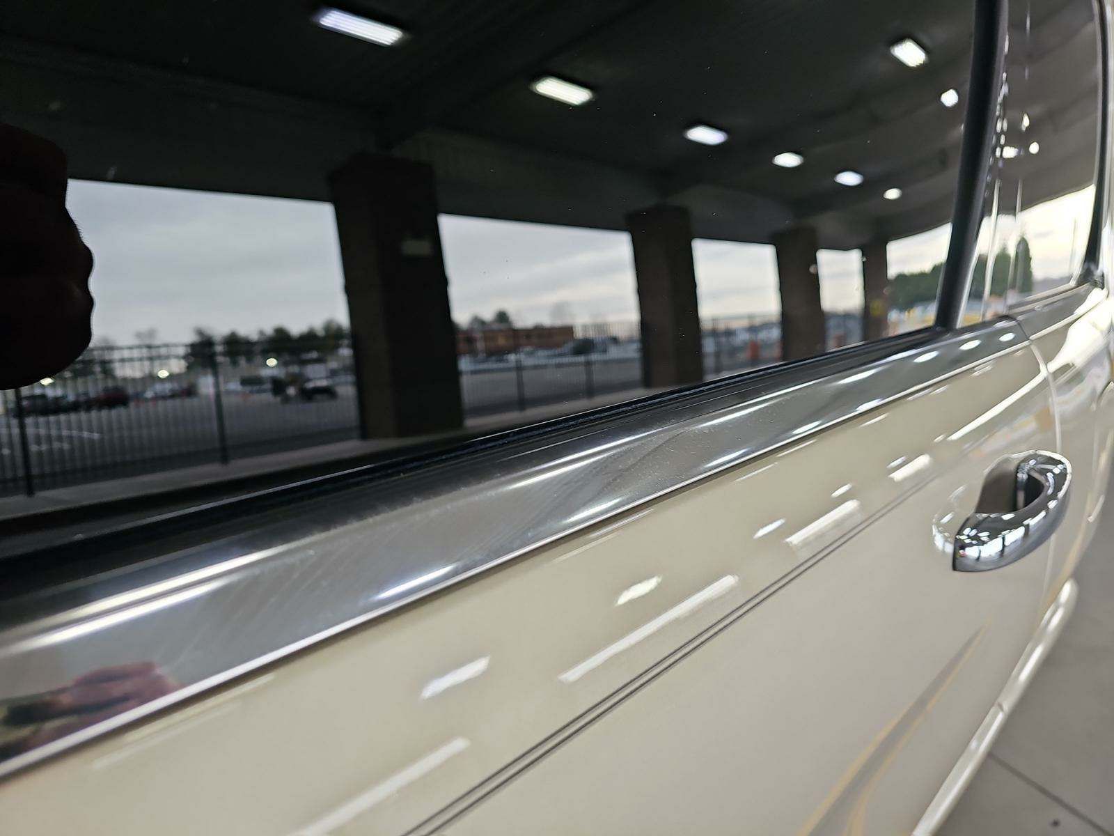 2015 Jeep Grand Cherokee OVERLAND RWD