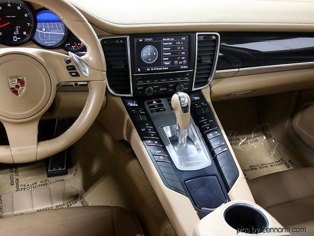 2011 Porsche Panamera 4 Sedan 4D AWD