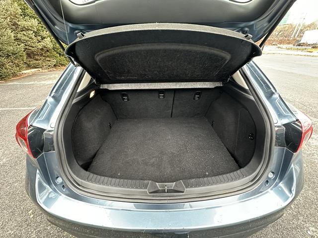 2014 MAZDA MAZDA3 i Sport FWD