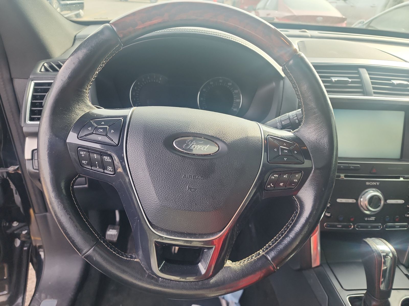 2016 Ford Explorer Platinum AWD