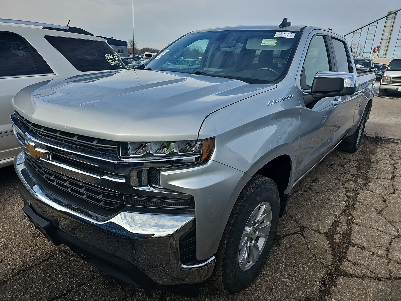 Used 2021 Chevrolet Silverado 1500 LT with VIN 1GCUYDEDXMZ259612 for sale in Minneapolis, Minnesota