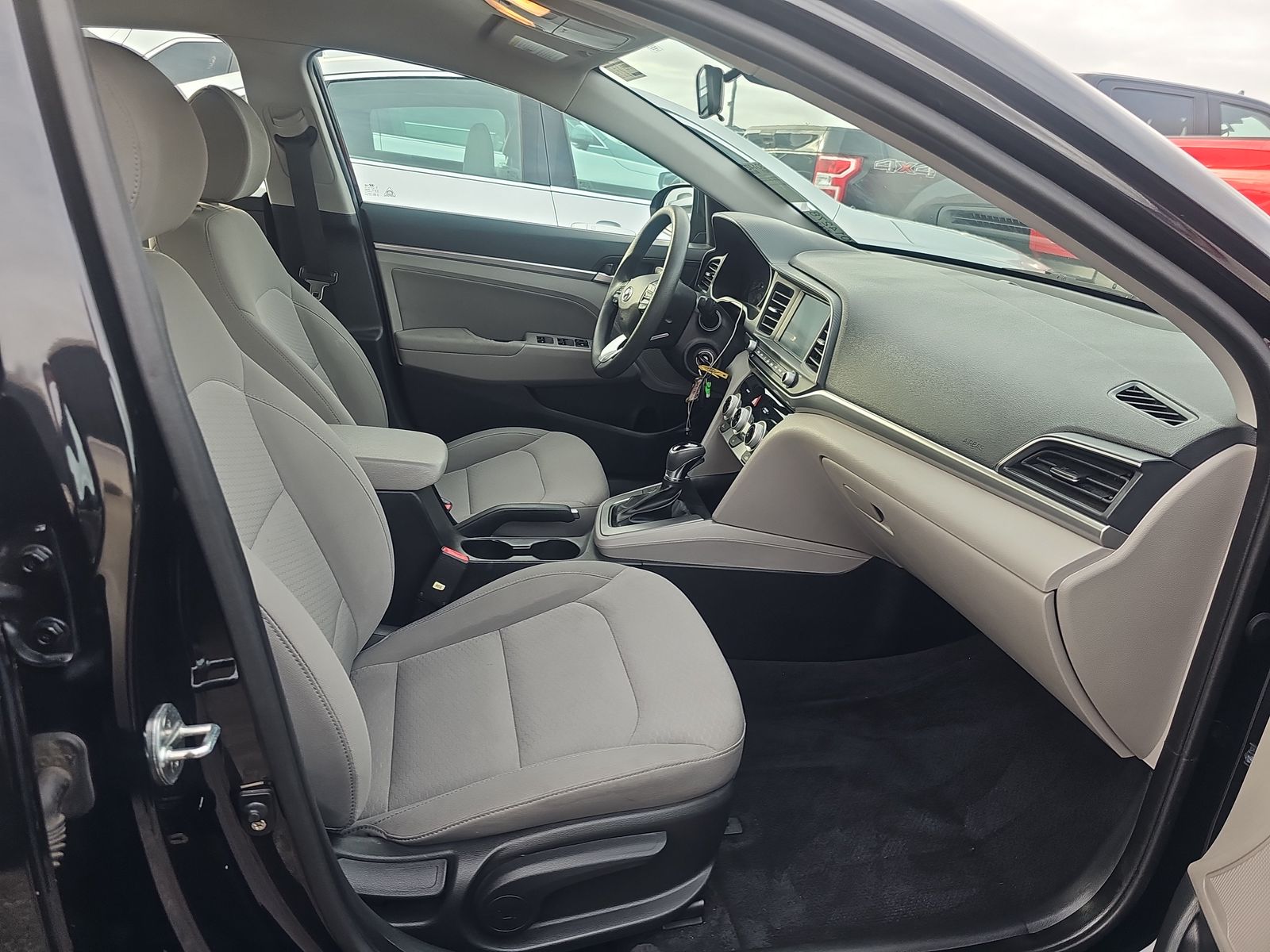2019 Hyundai Elantra SEL FWD