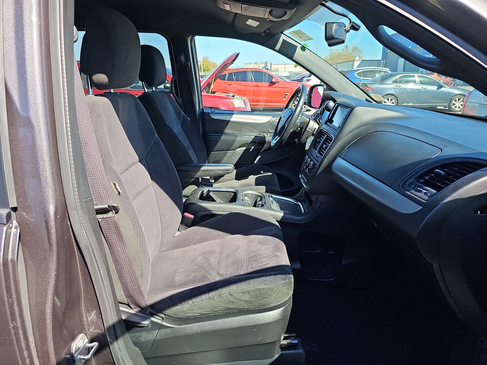 2015 Dodge Grand Caravan SXT FWD