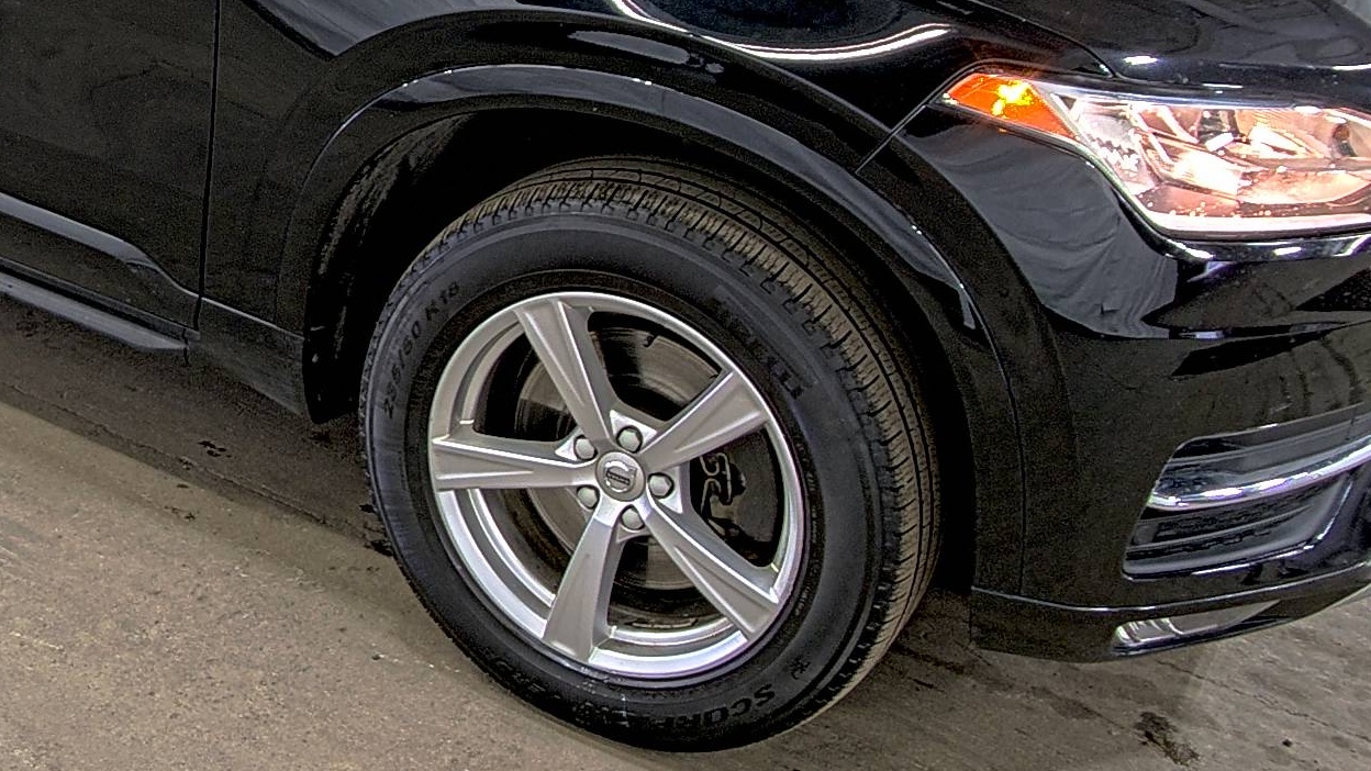 2016 Volvo XC90 T5 MOMENTM AWD