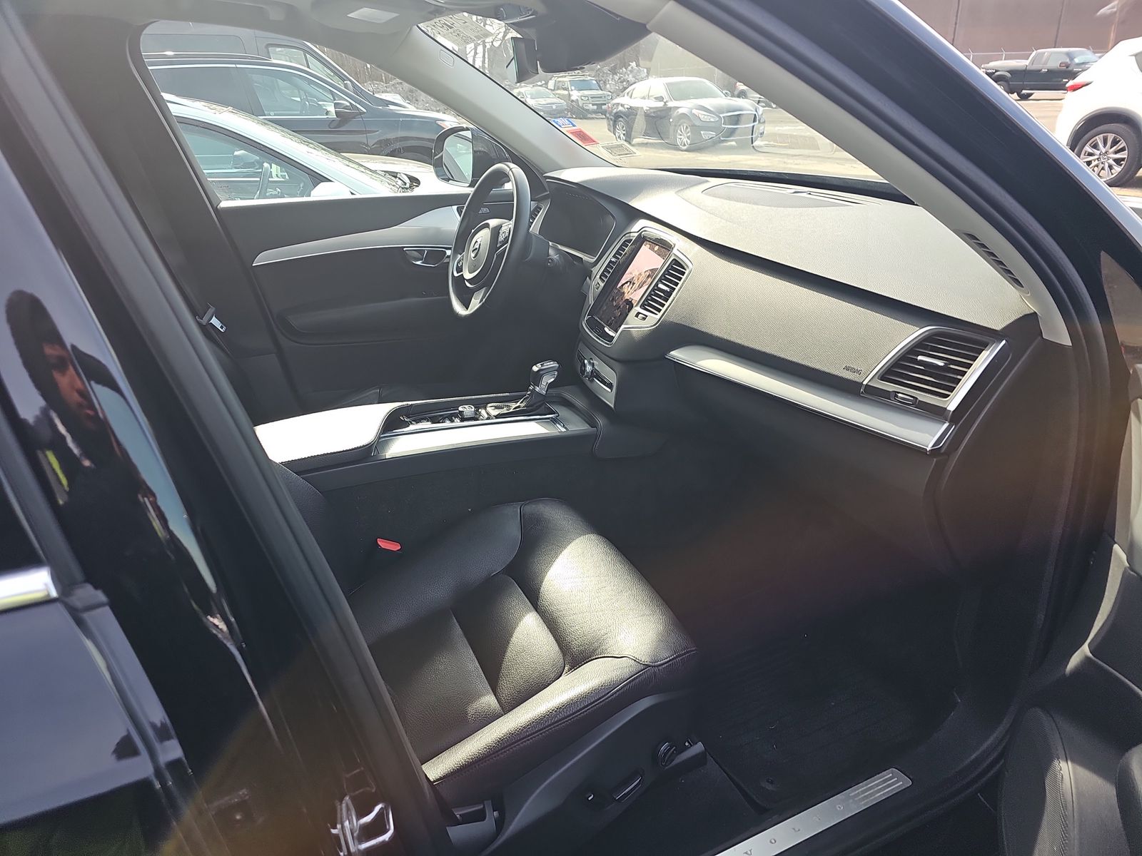 2016 Volvo XC90 T5 MOMENTM AWD