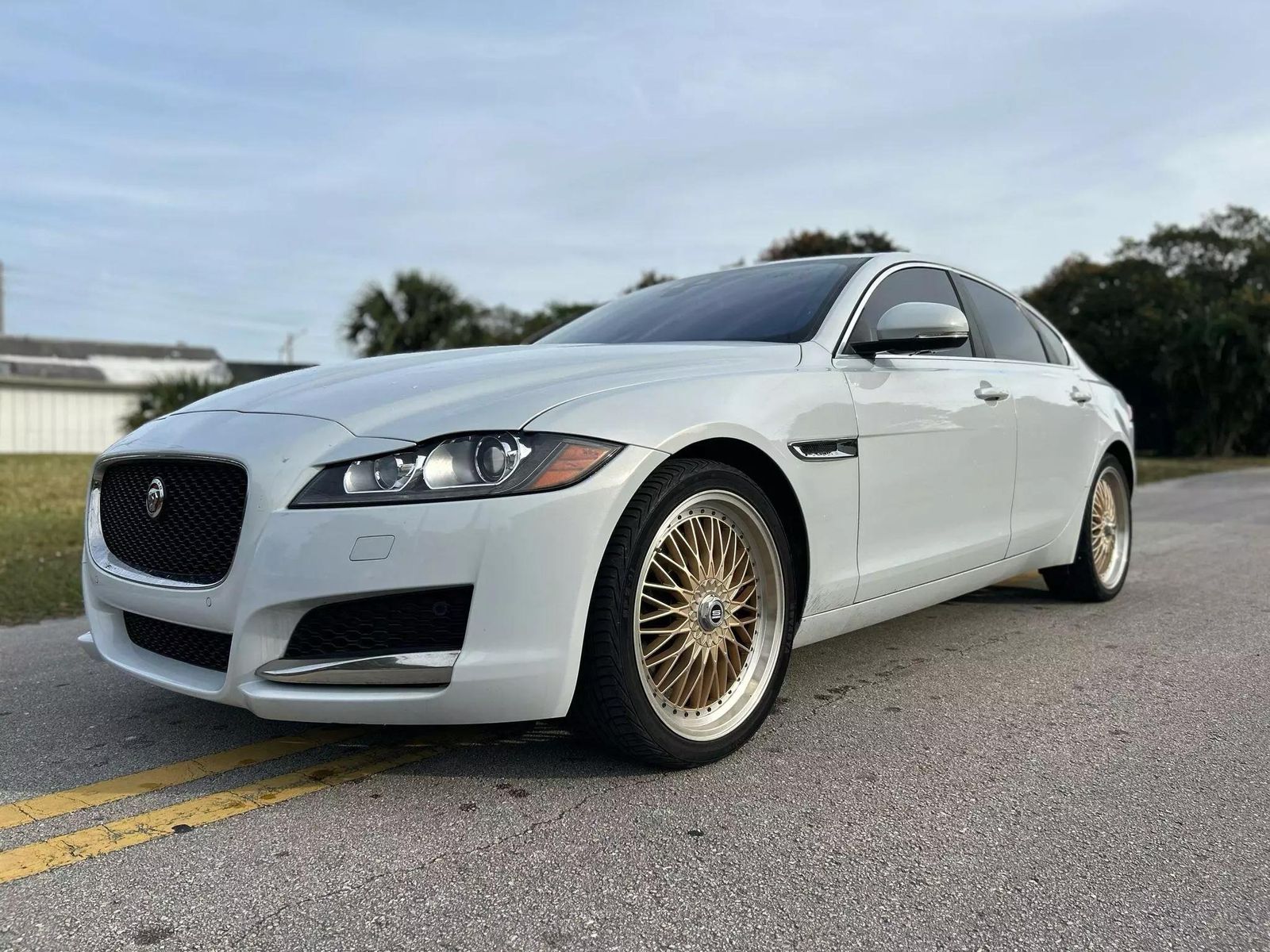2016 Jaguar XF Prestige