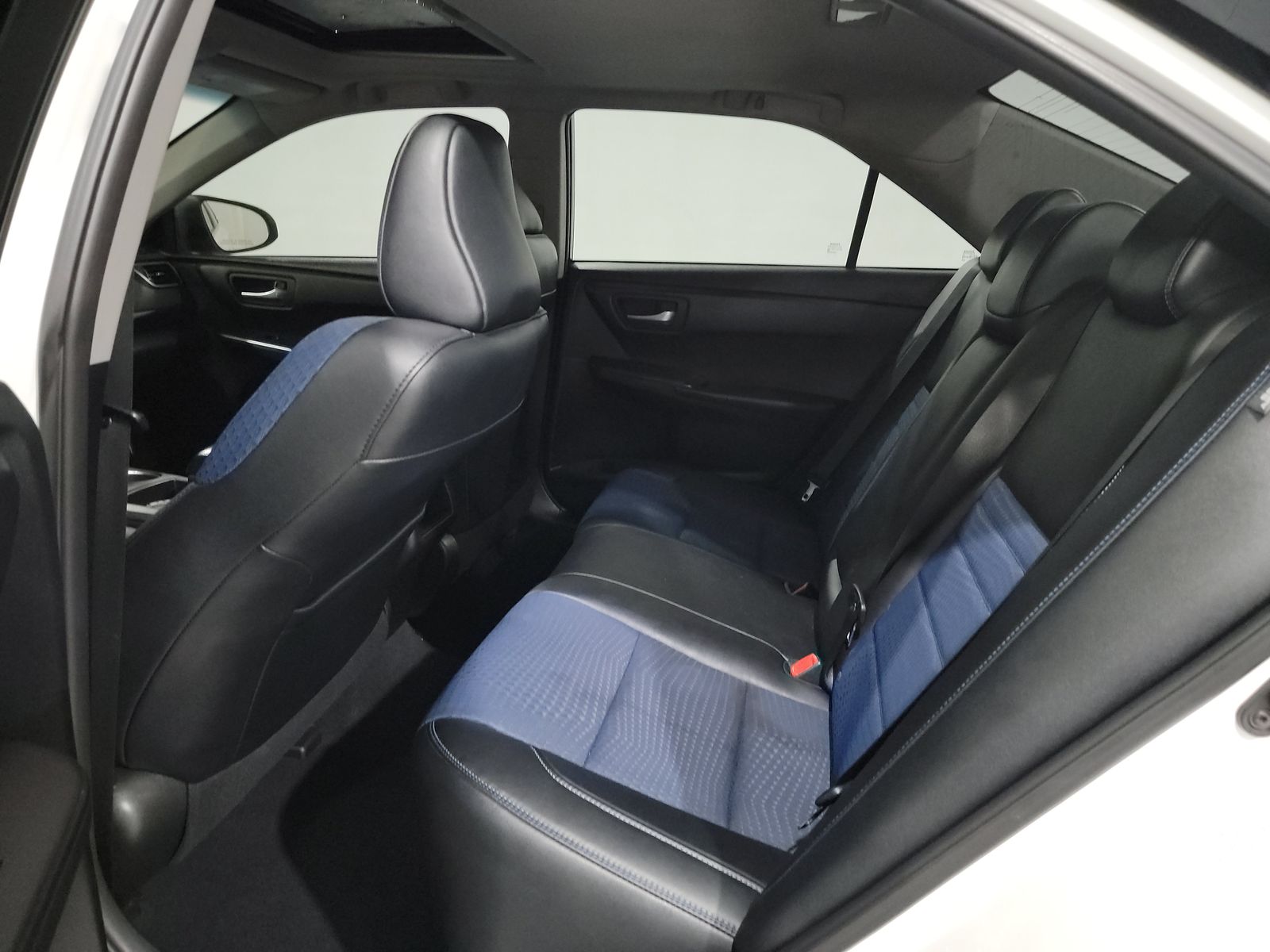 2016 Toyota Camry SE Special Edition FWD