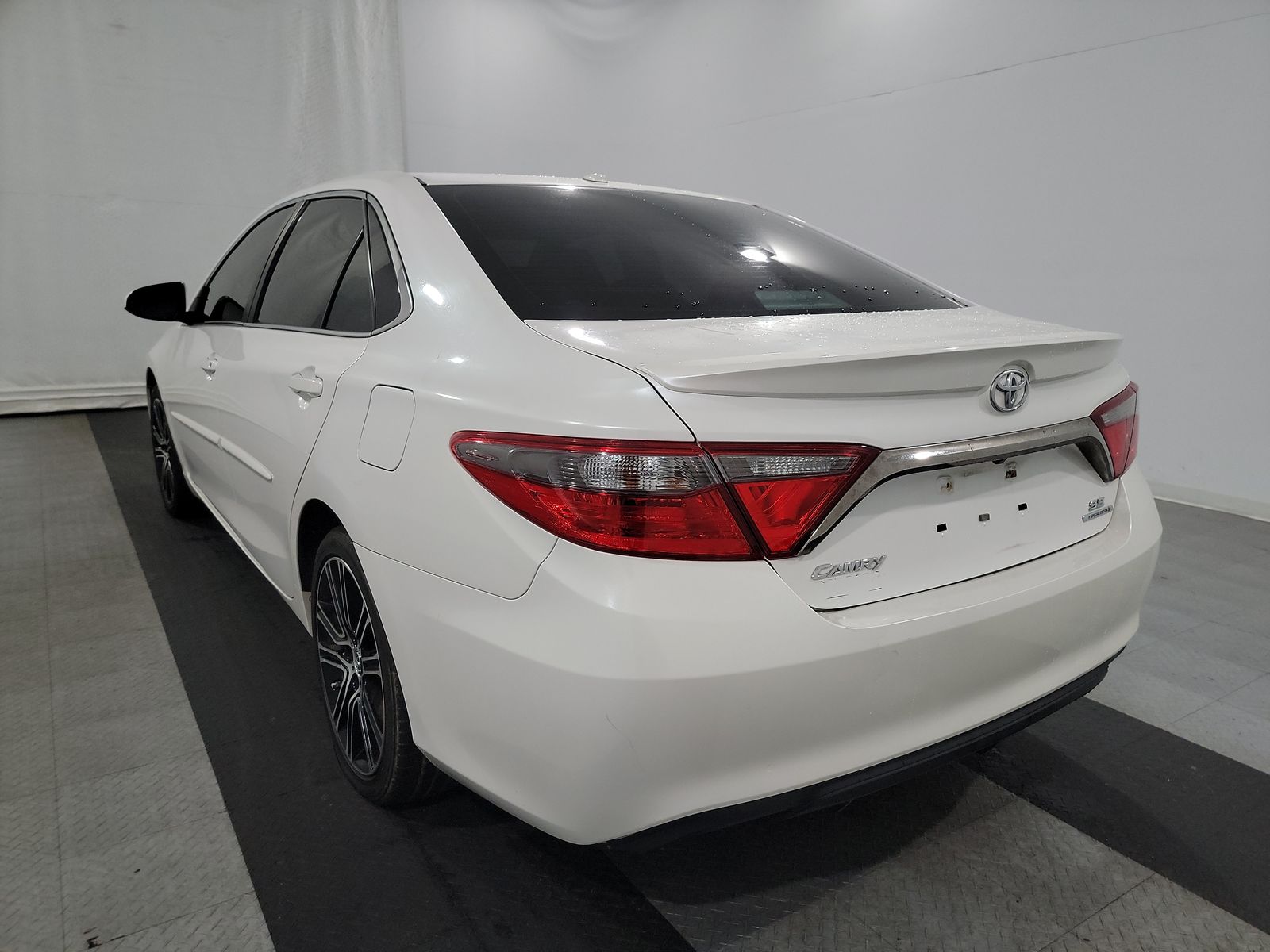2016 Toyota Camry SE Special Edition FWD