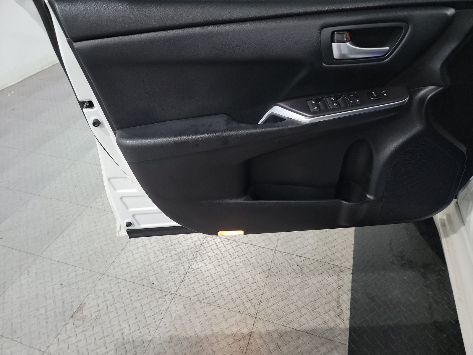 2016 Toyota Camry SE Special Edition FWD