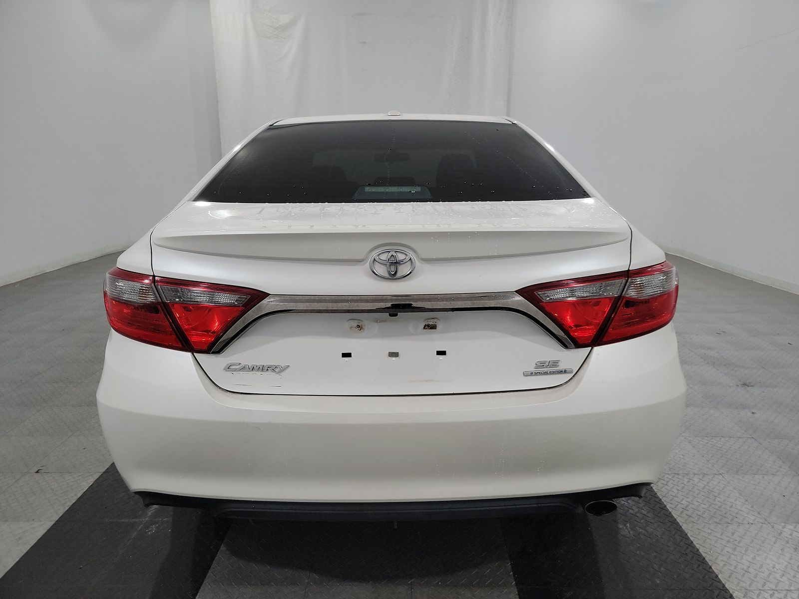 2016 Toyota Camry SE Special Edition FWD