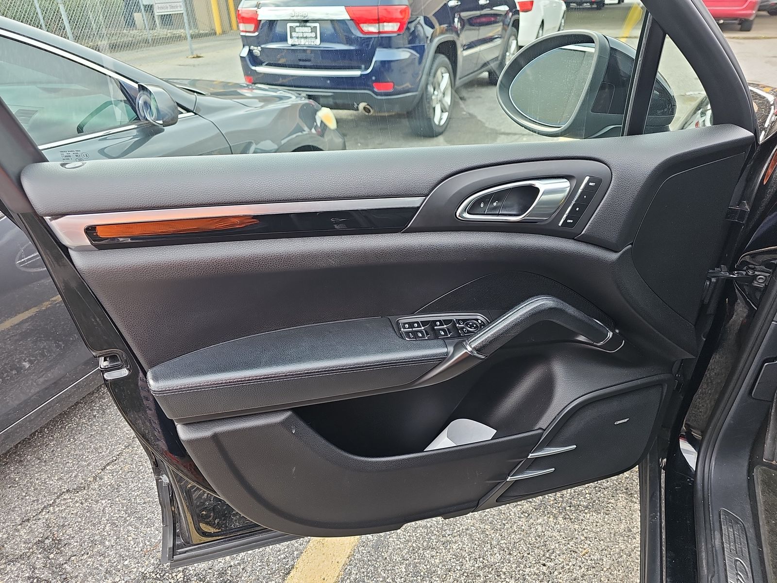 2012 Porsche Cayenne S AWD