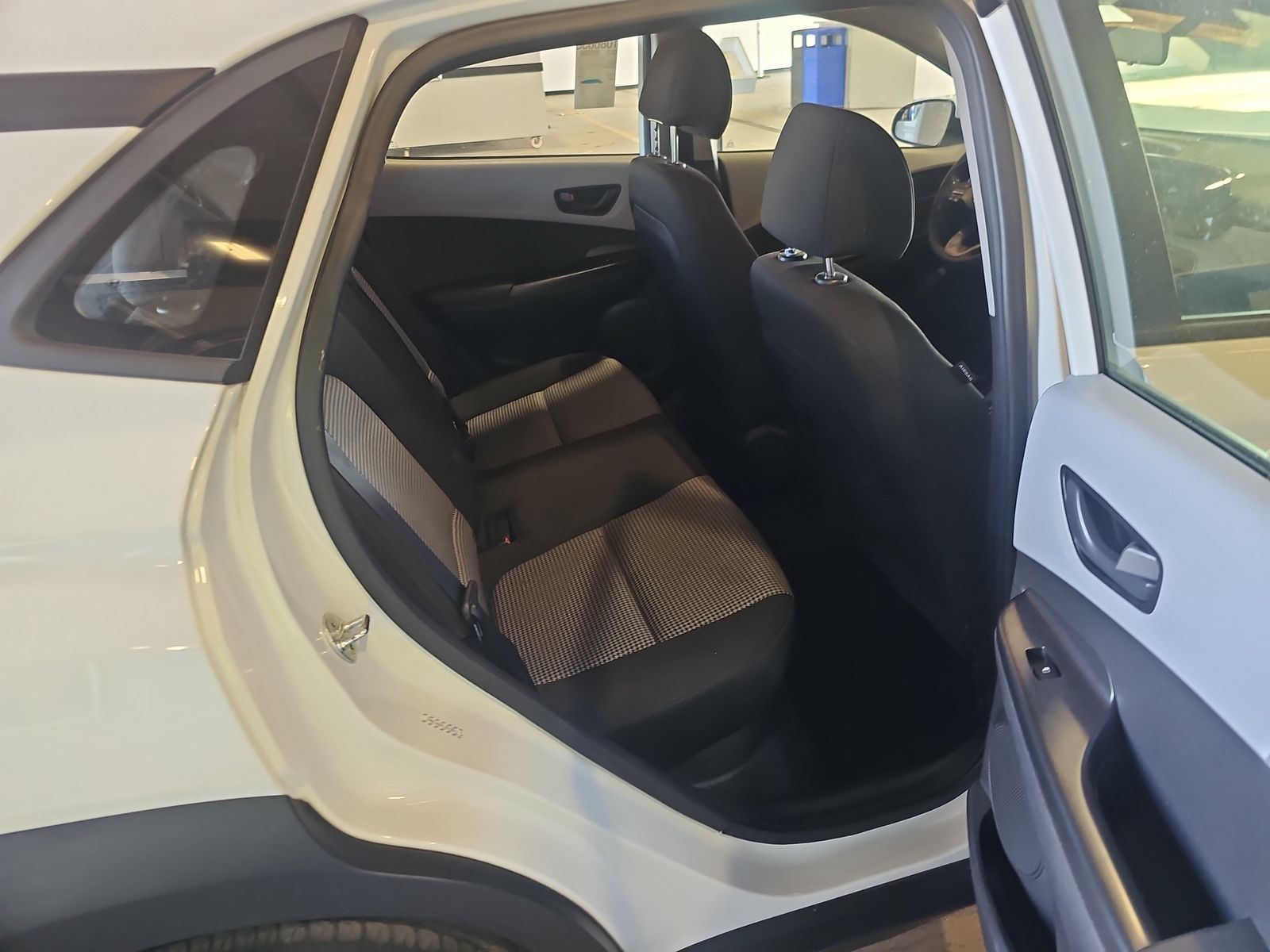 2020 Hyundai Kona SE FWD