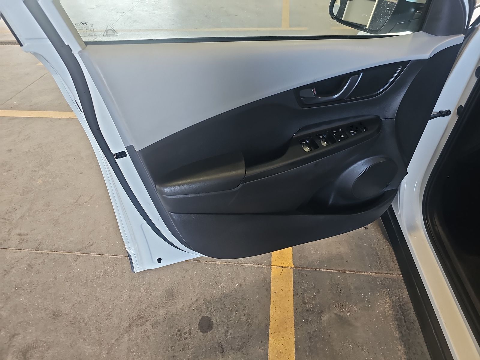 2020 Hyundai Kona SE FWD
