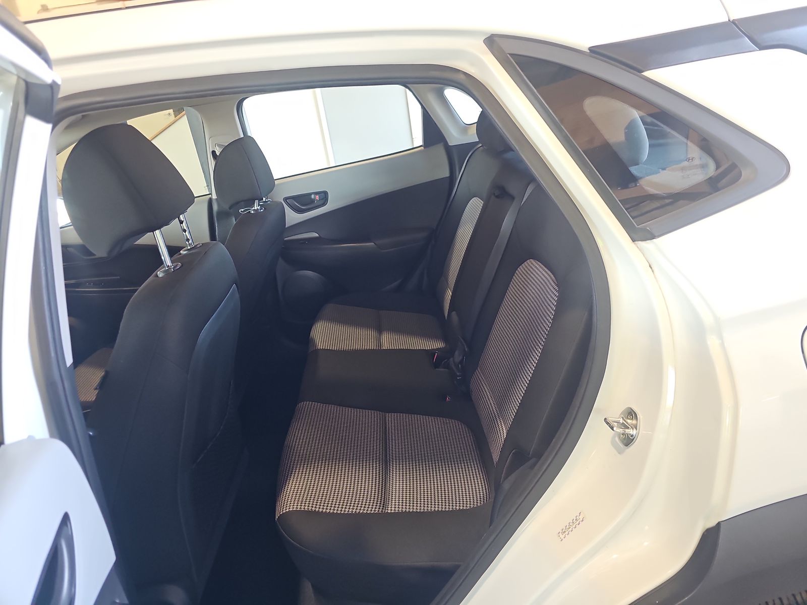 2020 Hyundai Kona SE FWD