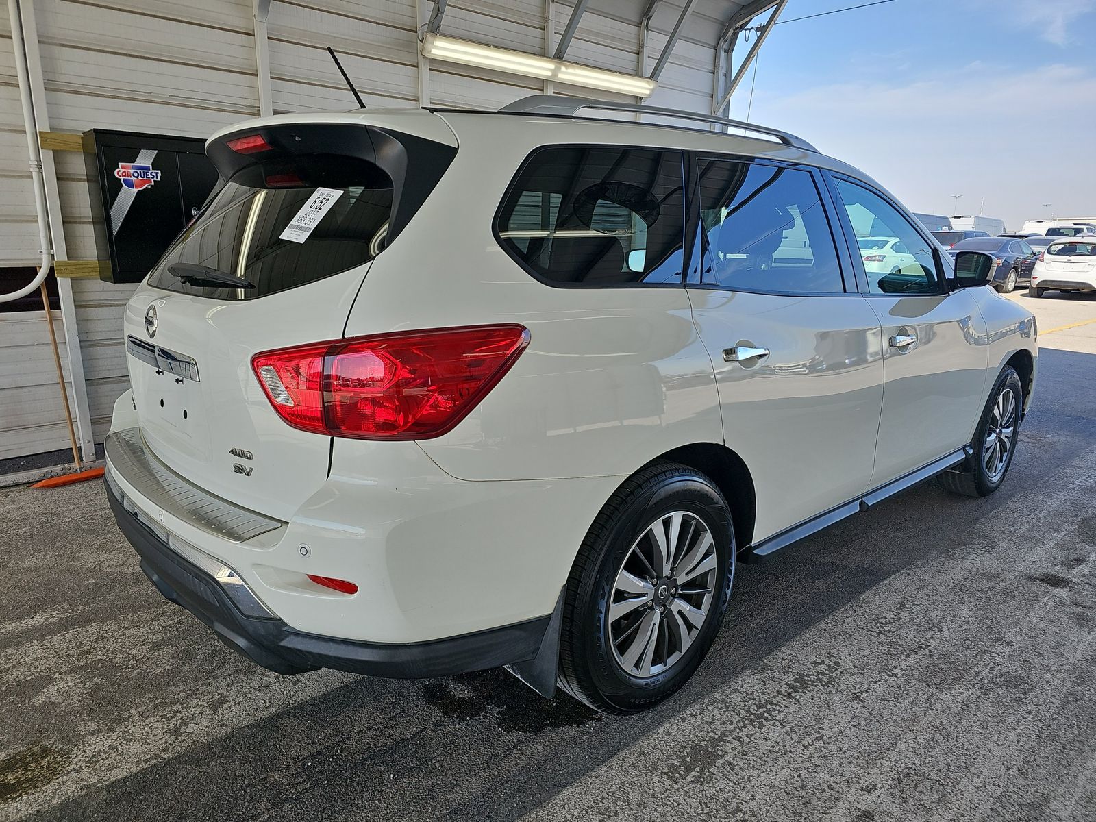 2017 Nissan Pathfinder SV AWD