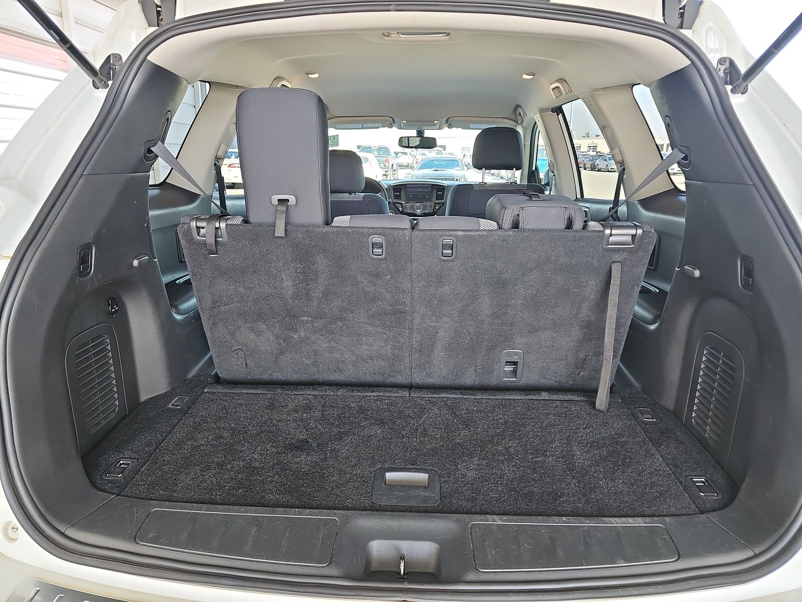 2017 Nissan Pathfinder SV AWD