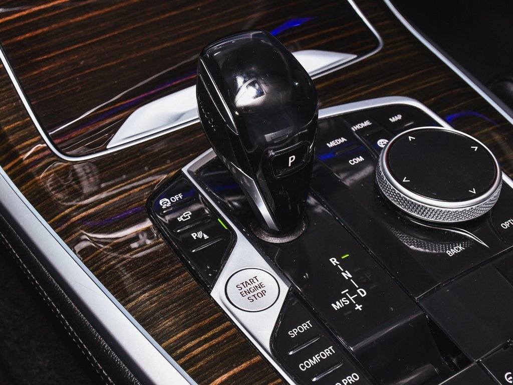 2021 BMW X7 xDrive40i AWD
