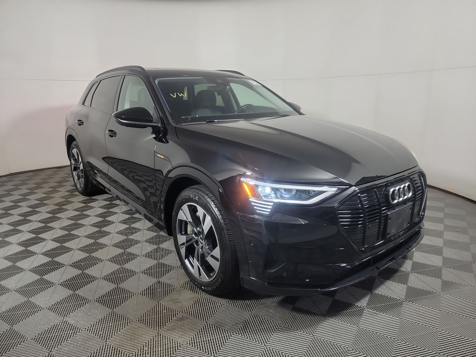2021 Audi e-tron Premium AWD