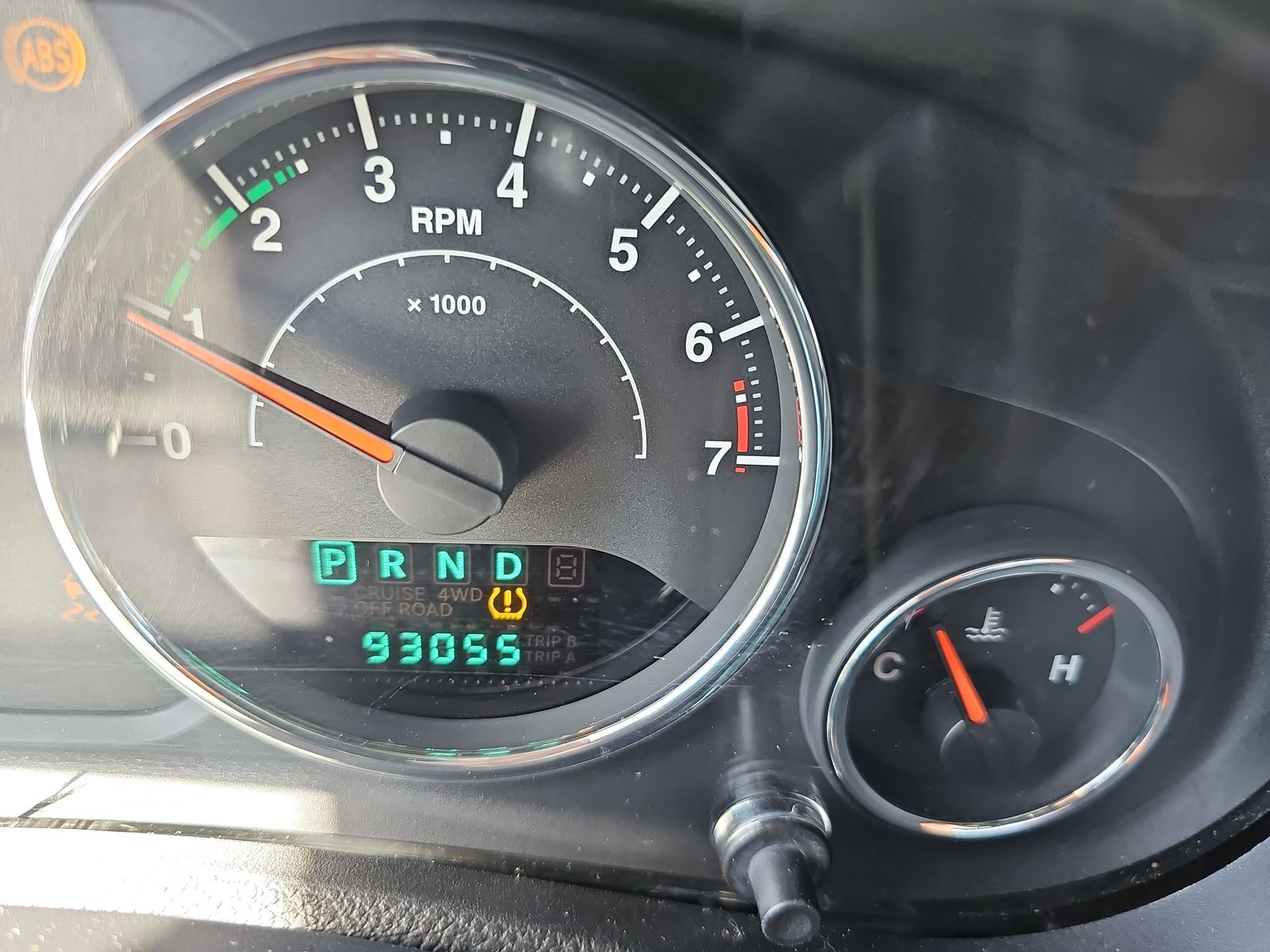 2012 Jeep Wrangler SAHARA AWD