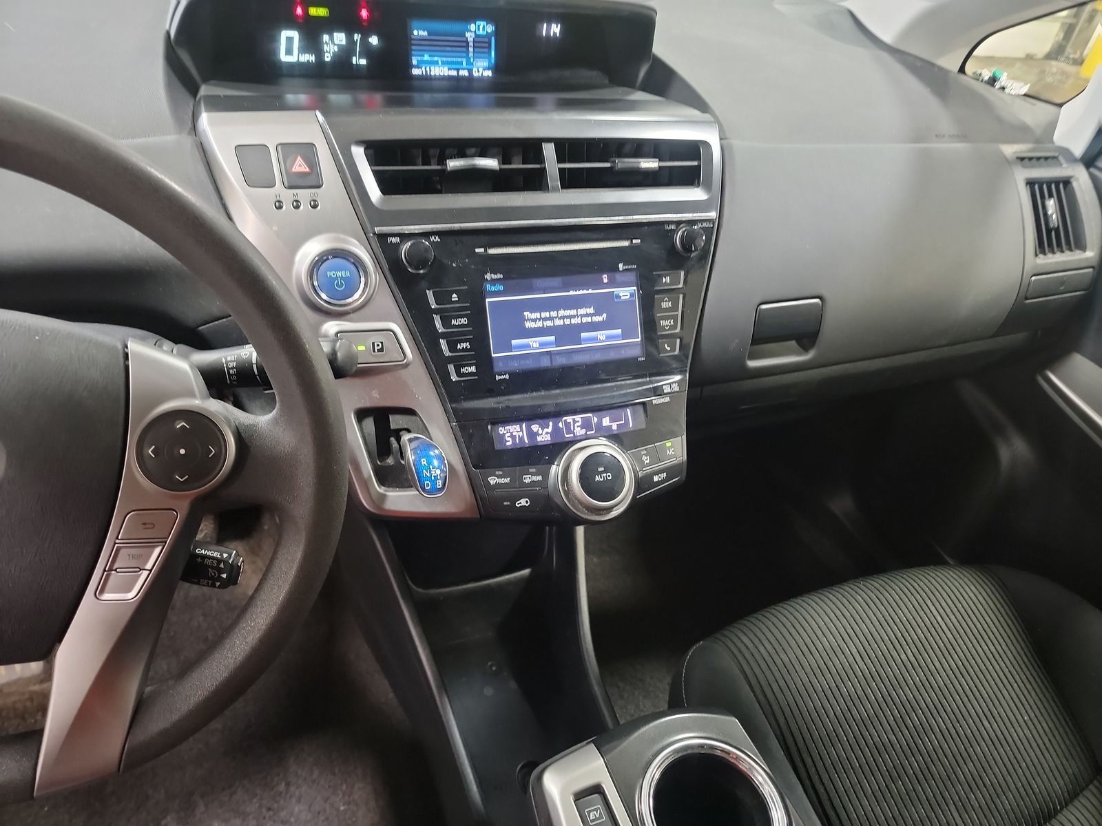 2017 Toyota Prius v THREE FWD