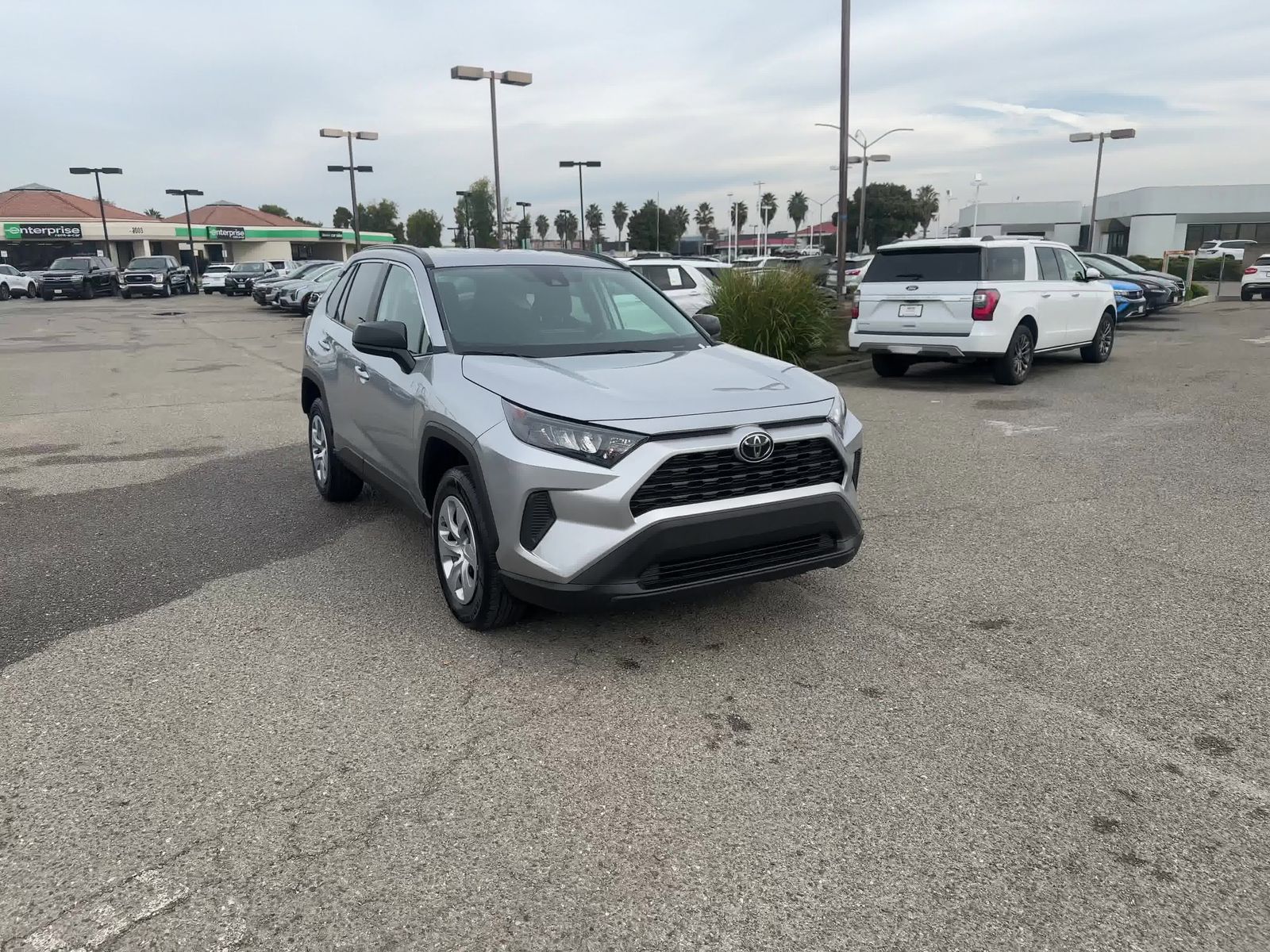 2021 Toyota RAV4 LE FWD