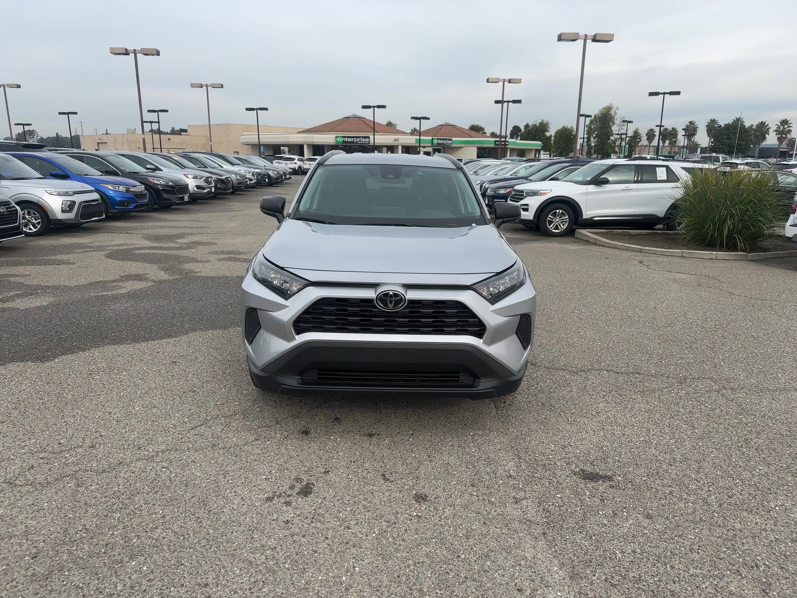 2021 Toyota RAV4 LE FWD