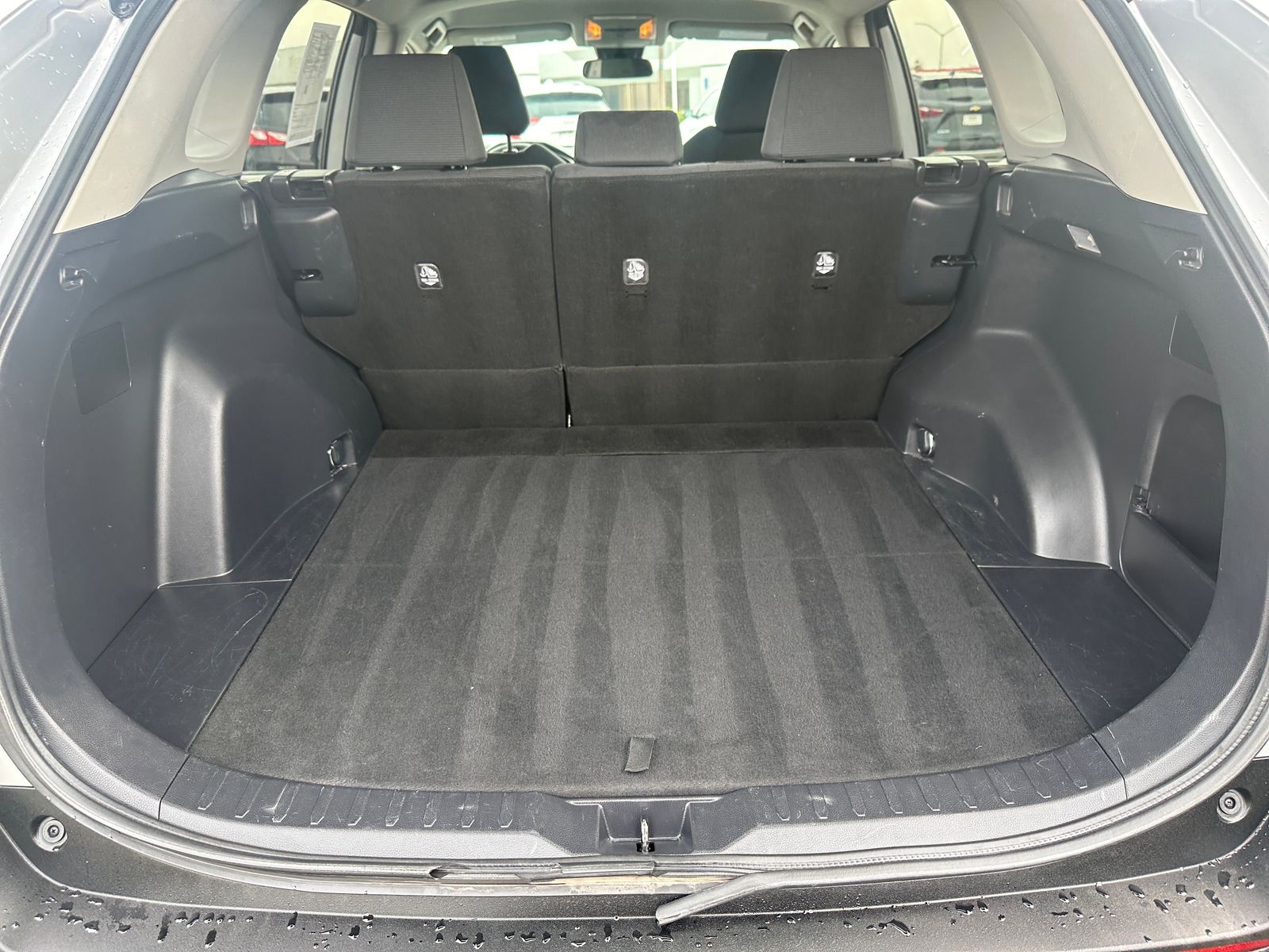 2021 Toyota RAV4 LE FWD