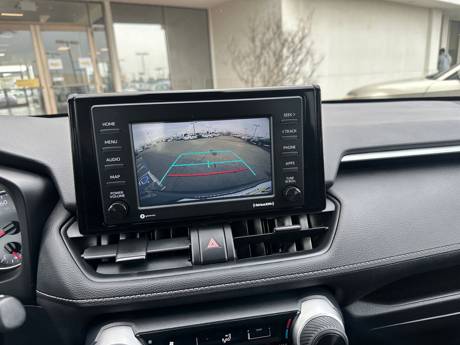 2021 Toyota RAV4 LE FWD