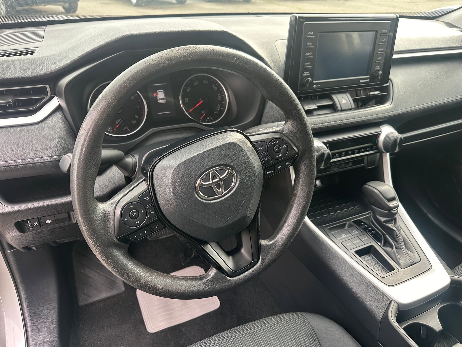 2021 Toyota RAV4 LE FWD
