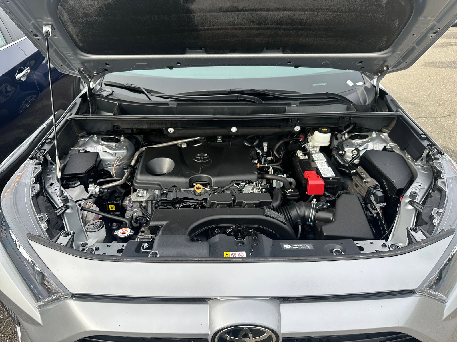 2021 Toyota RAV4 LE FWD