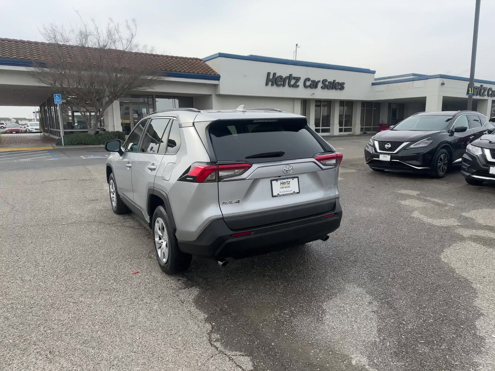2021 Toyota RAV4 LE FWD