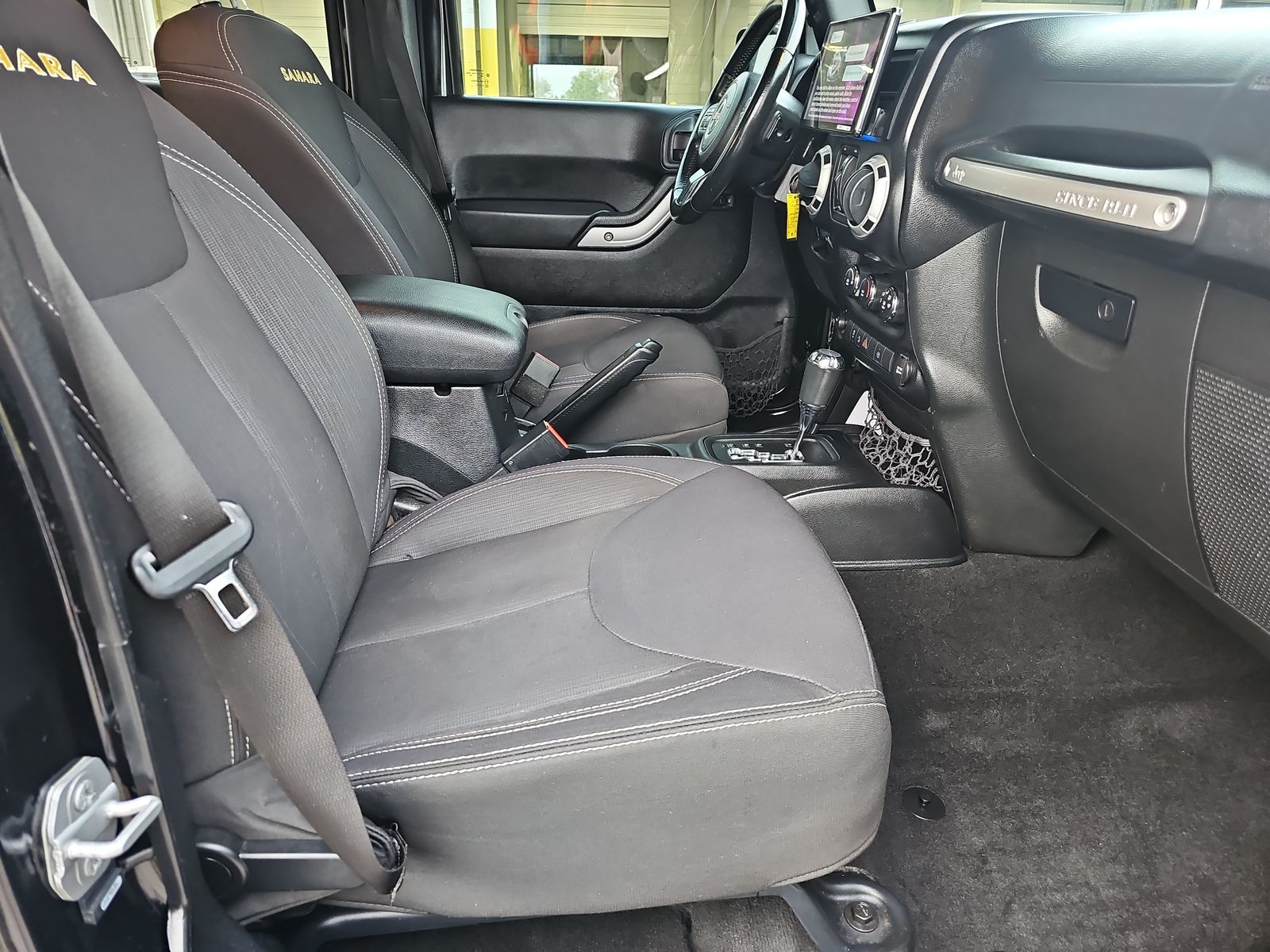 2015 Jeep Wrangler SAHARA AWD