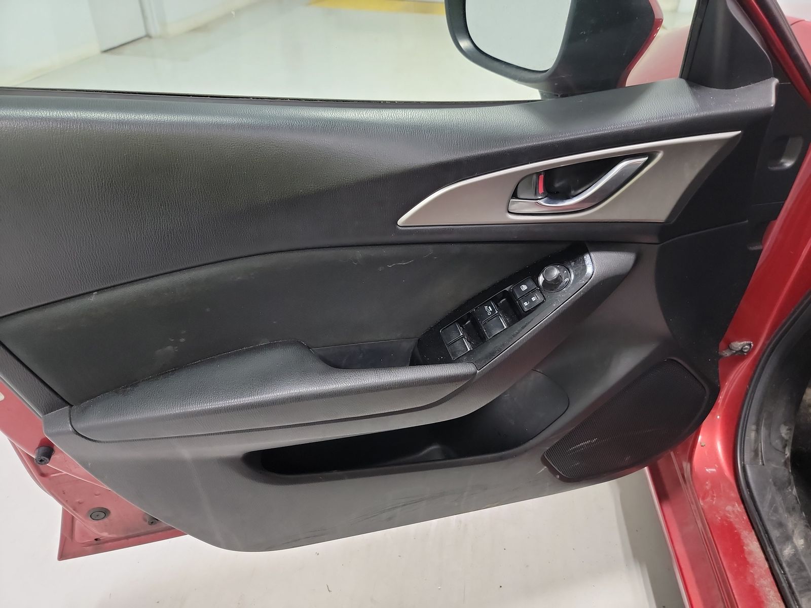 2017 MAZDA MAZDA3 Sport FWD