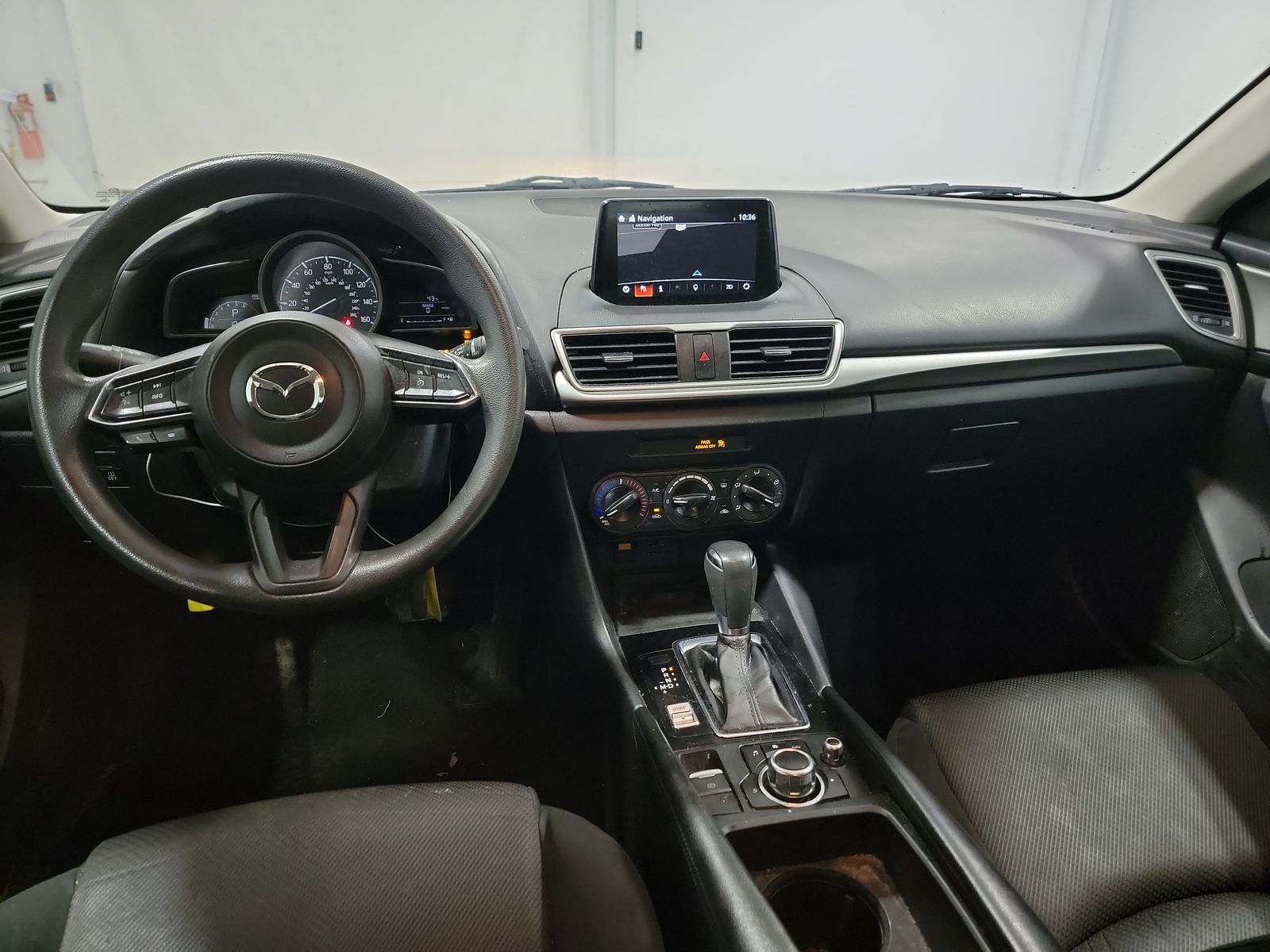 2017 MAZDA MAZDA3 Sport FWD