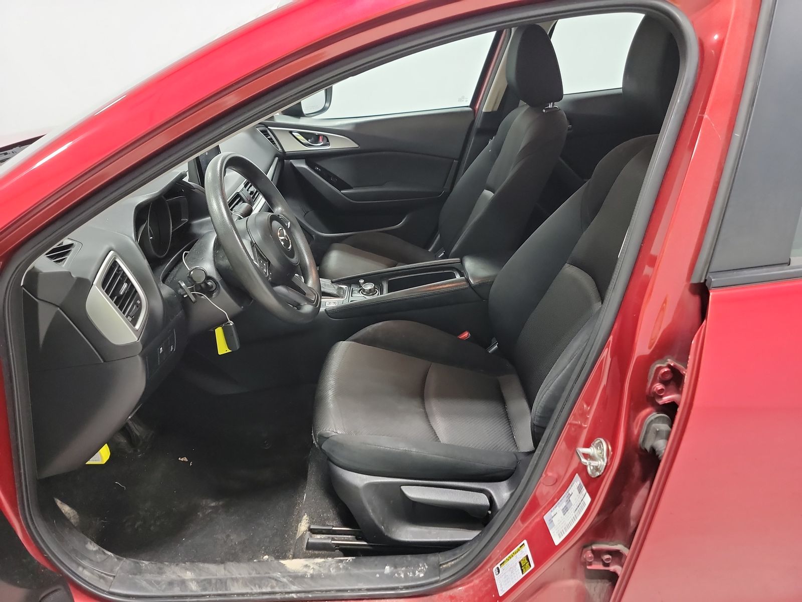 2017 MAZDA MAZDA3 Sport FWD