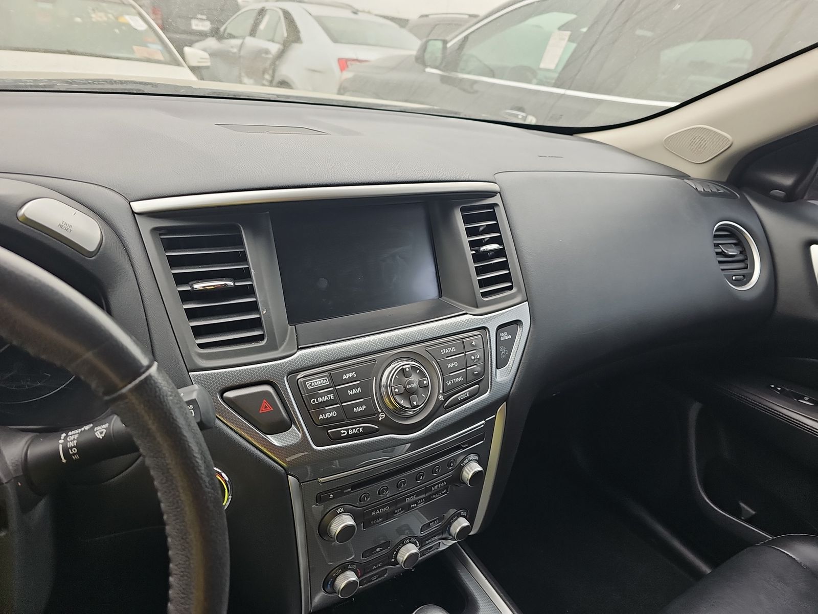 2017 Nissan Pathfinder SL FWD