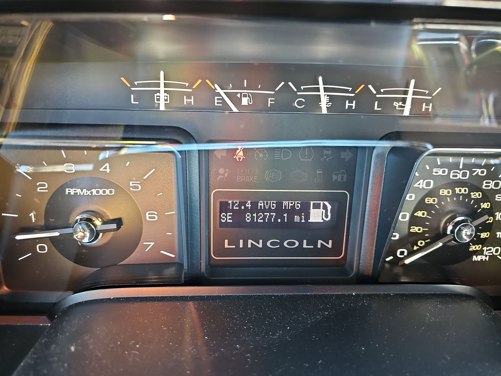 2012 Lincoln Navigator 4D SUV RWD