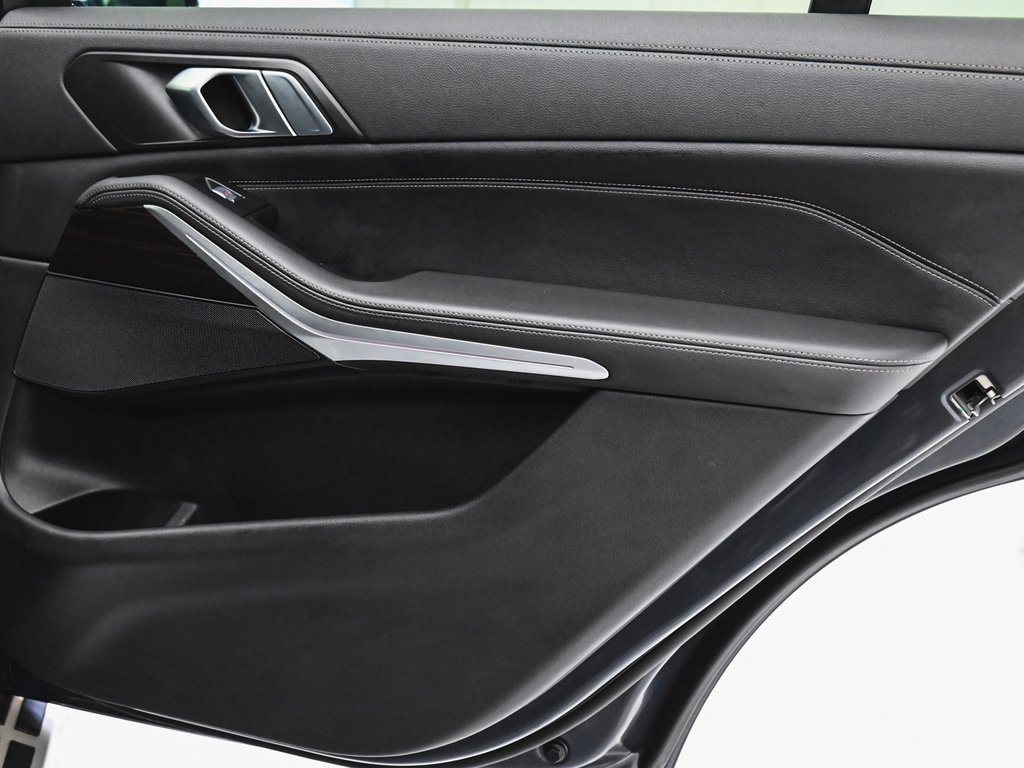 2021 BMW X7 xDrive40i AWD