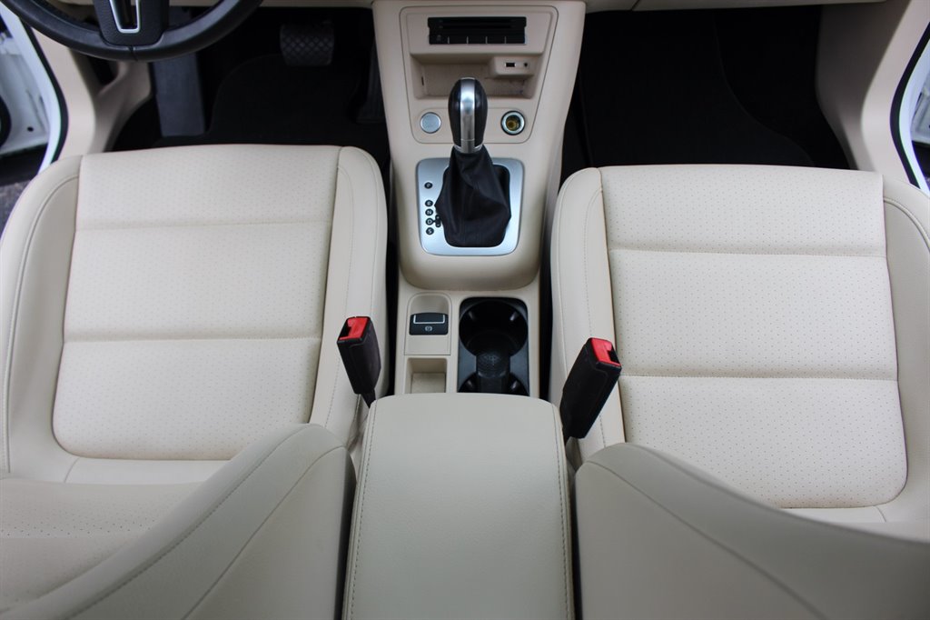 2017 Volkswagen Tiguan 2.0T Wolfsburg Edition FWD