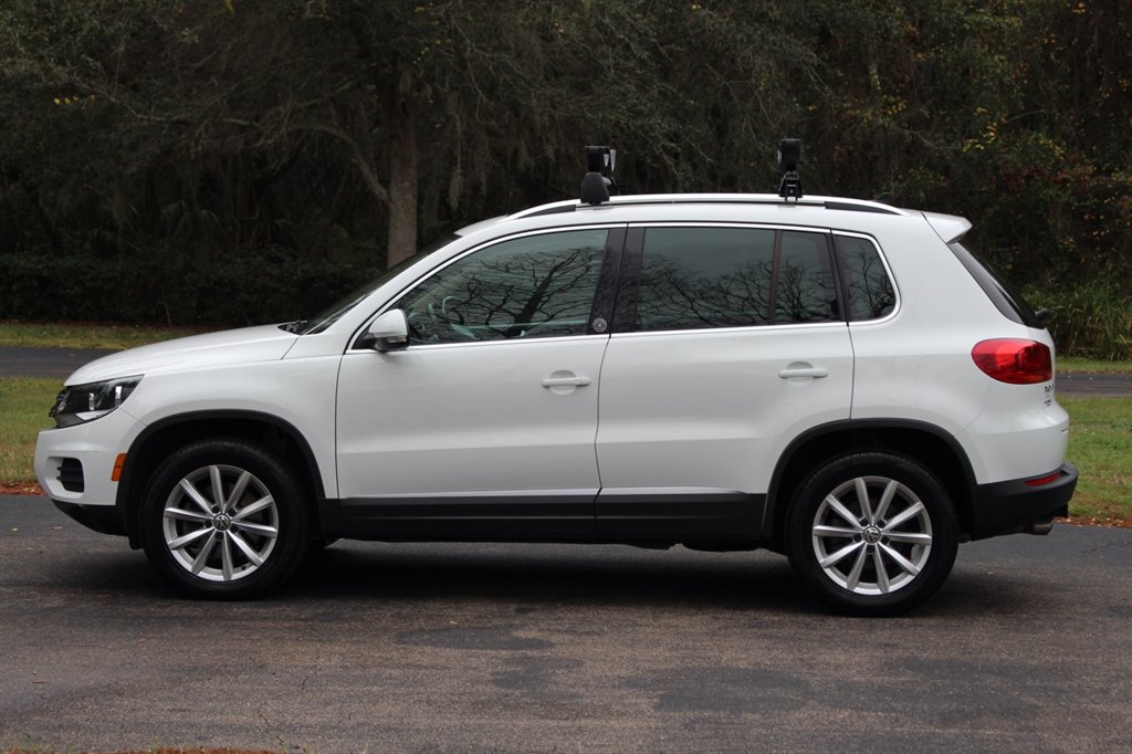 2017 Volkswagen Tiguan 2.0T Wolfsburg Edition FWD