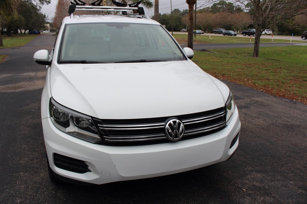 2017 Volkswagen Tiguan 2.0T Wolfsburg Edition FWD