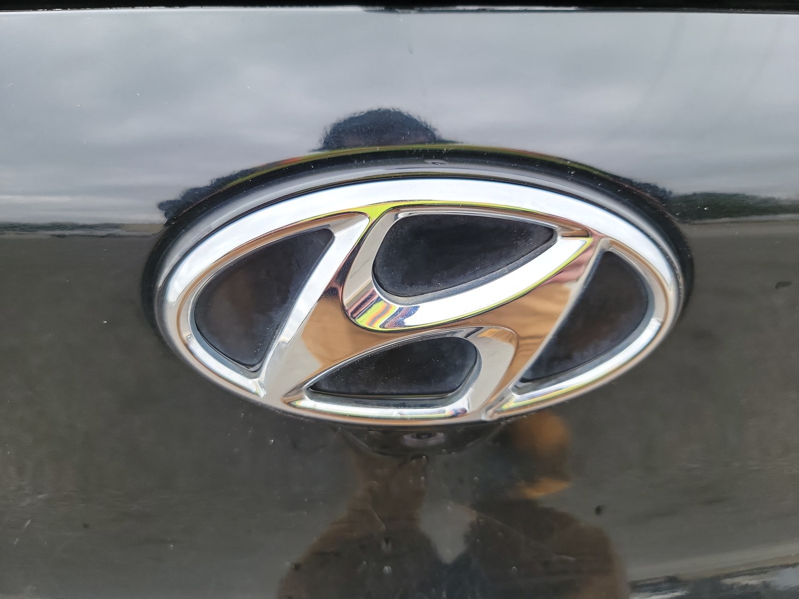 2018 Hyundai Elantra  FWD