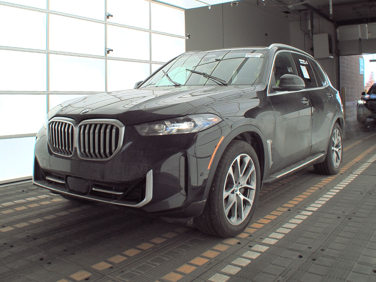 Used 2024 BMW X5 xDrive40i with VIN 5UX23EU00R9S52815 for sale in Minneapolis, Minnesota