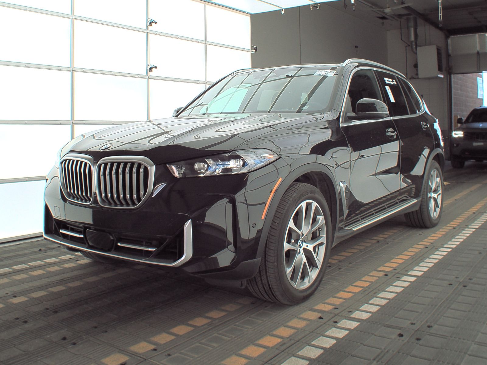 Used 2024 BMW X5 xDrive40i with VIN 5UX23EU03R9S87784 for sale in Minneapolis, Minnesota