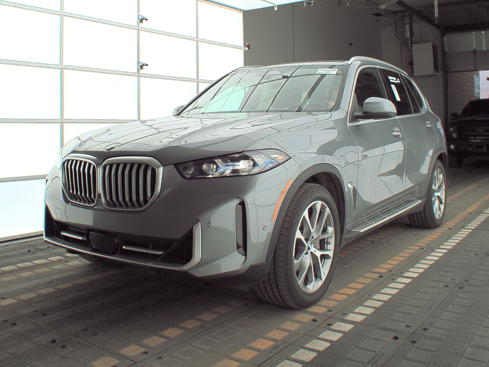 Used 2024 BMW X5 xDrive40i with VIN 5UX23EU09R9S89457 for sale in Minneapolis, Minnesota